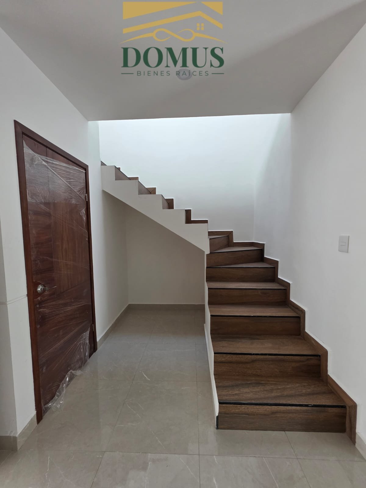 Moderno Conjunto Colonia Unidad Nacional