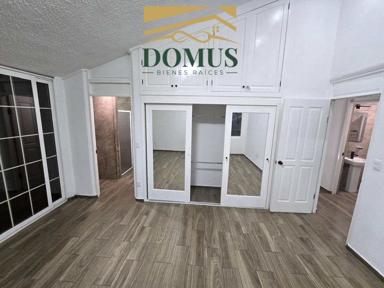 Hermosa Residencia Loma del Gallo