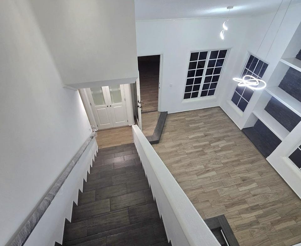 Hermosa Residencia Loma del Gallo