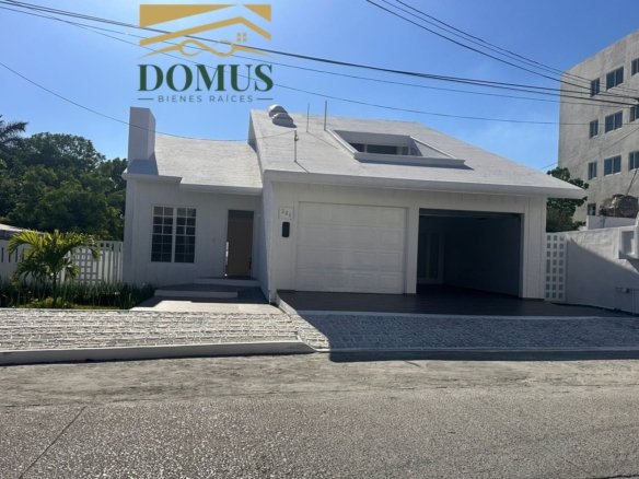 Hermosa Residencia Loma del Gallo