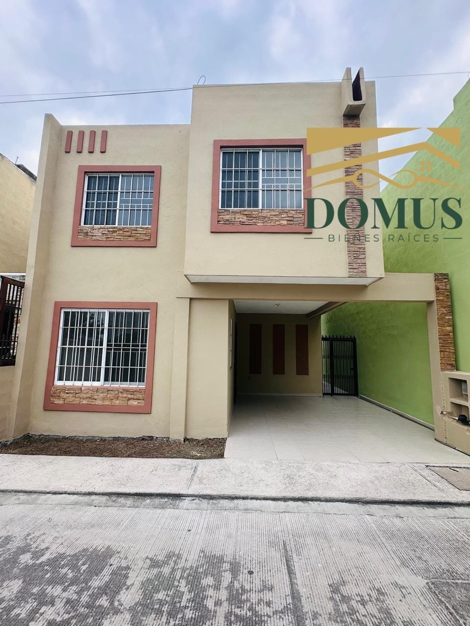Comoda Casa Colonia Las Americas