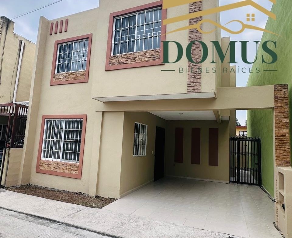 Comoda Casa Colonia Las Americas