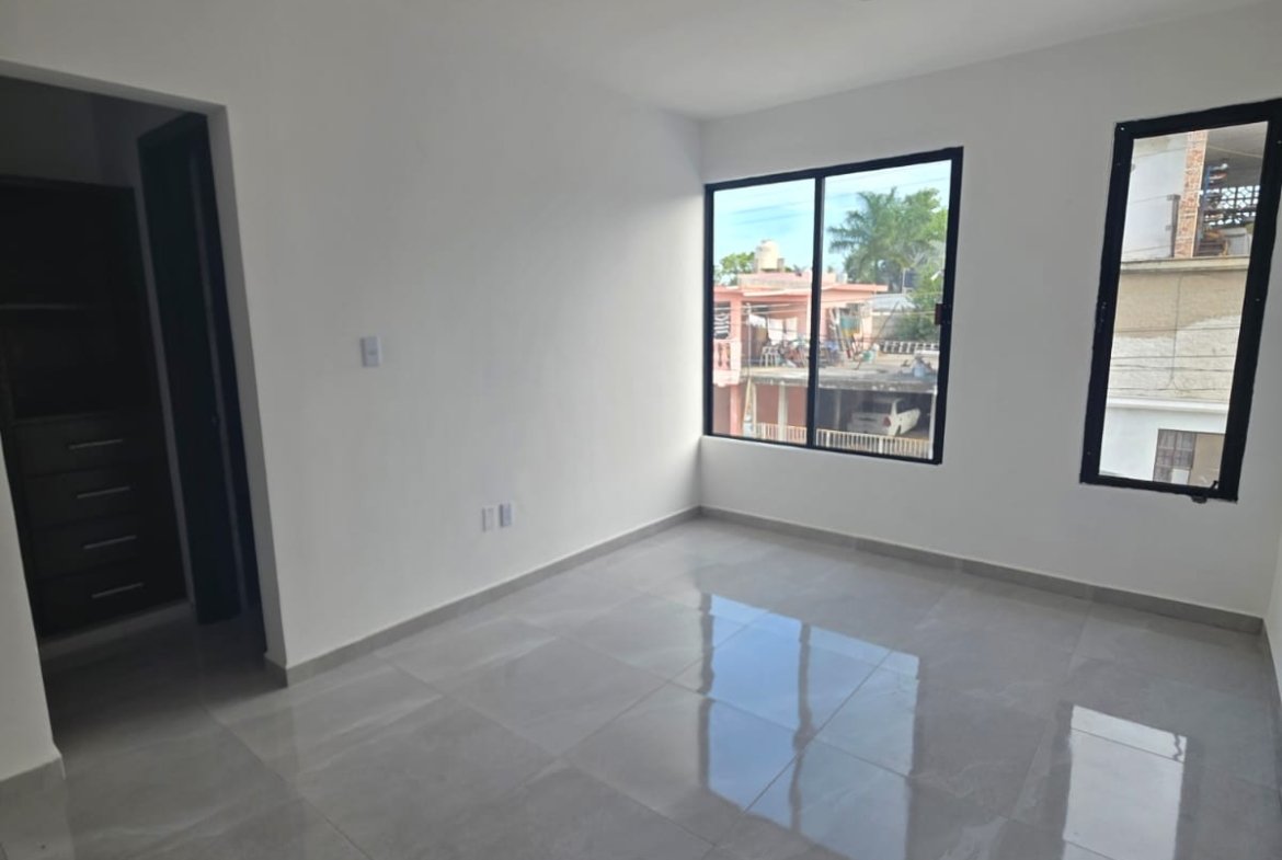 Moderna Casa Colonia Arenal
