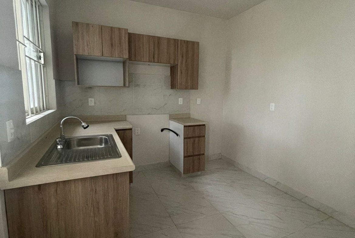 Moderna Casa Colonia Loma Alta