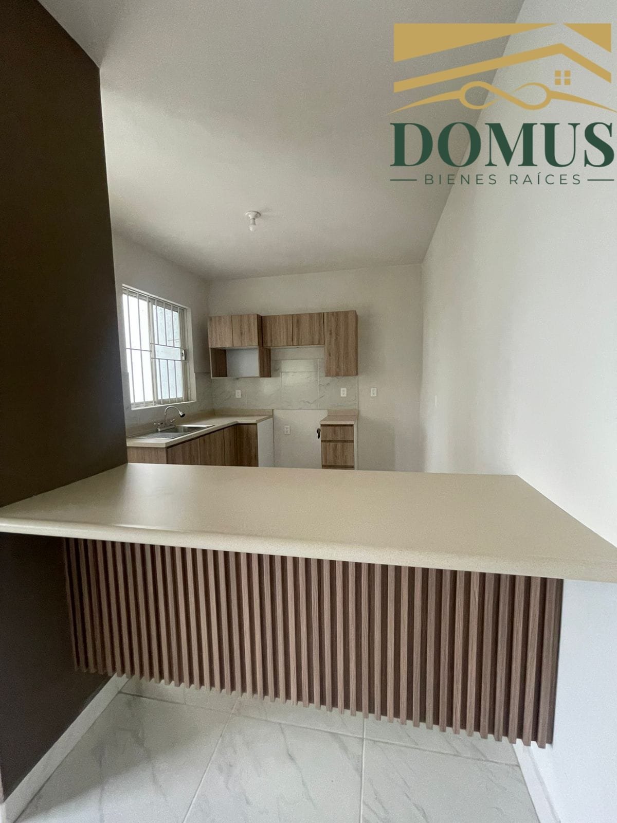 Moderna Casa Colonia Loma Alta