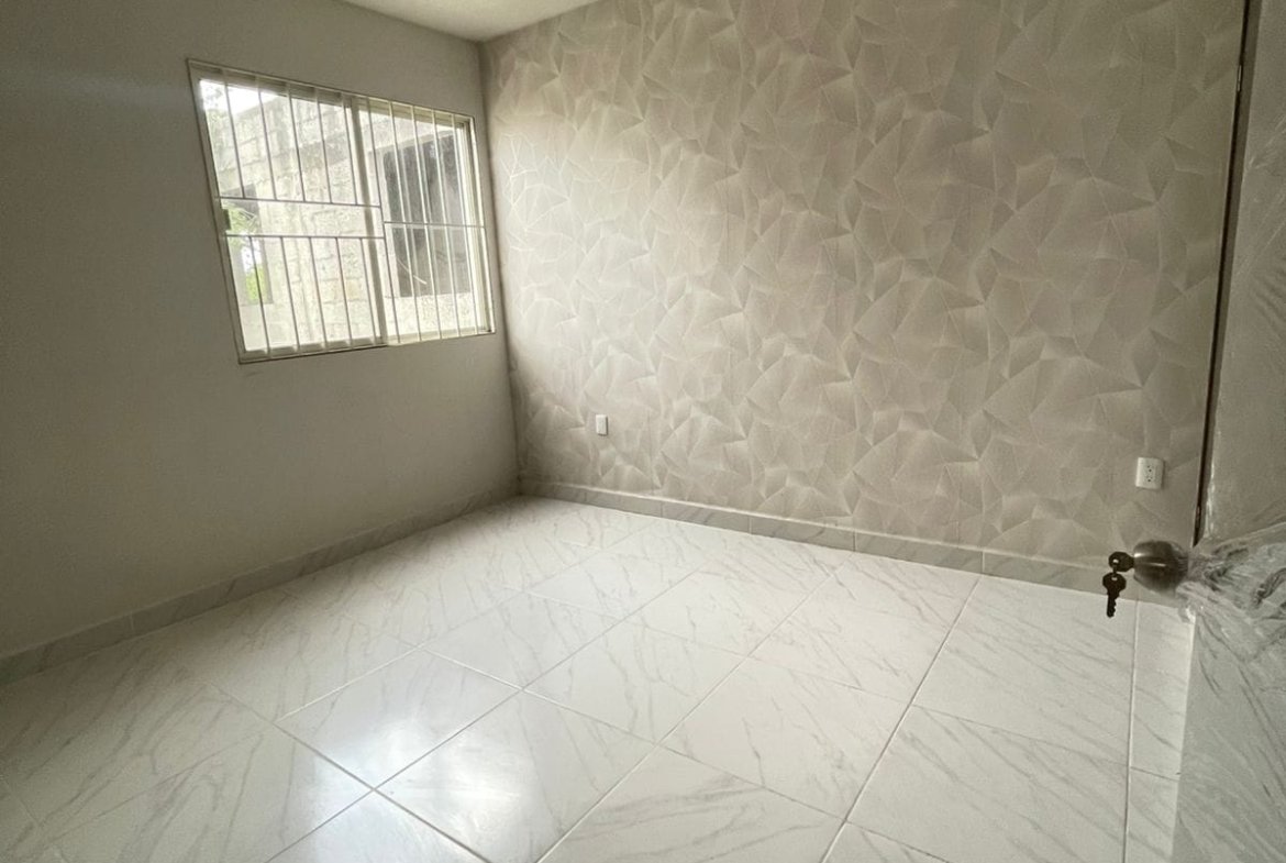 Moderna Casa Colonia Loma Alta