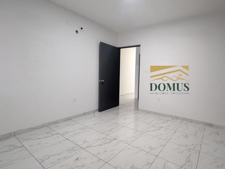 Moderna Casa De Un Piso Luna Luna