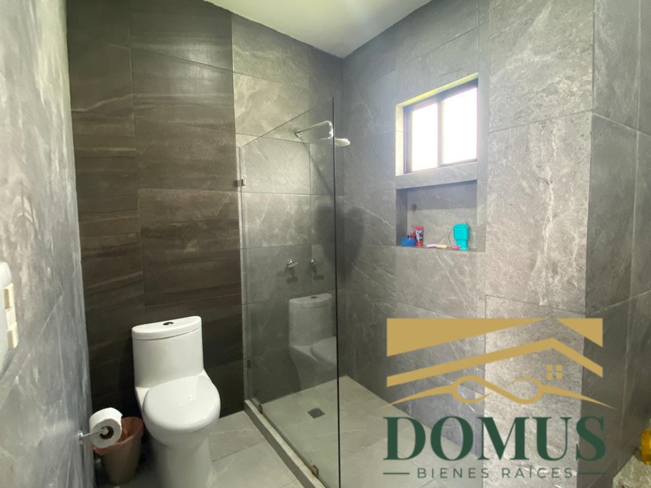 WhatsApp Image 2026-03-04 at 8.31.12 PM Moderna y Exclusiva Casa Lagunas de Miralta