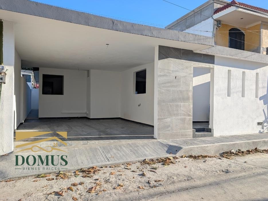 Bonita y Versatíl Casa Lauro Aguirre
