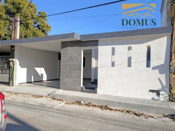 Bonita y Versatíl Casa Lauro Aguirre