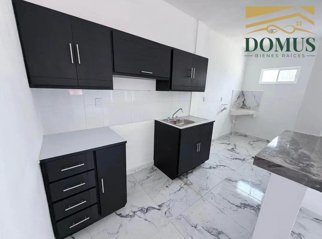 MODERNA CASA UN PISO MONTE ALTO