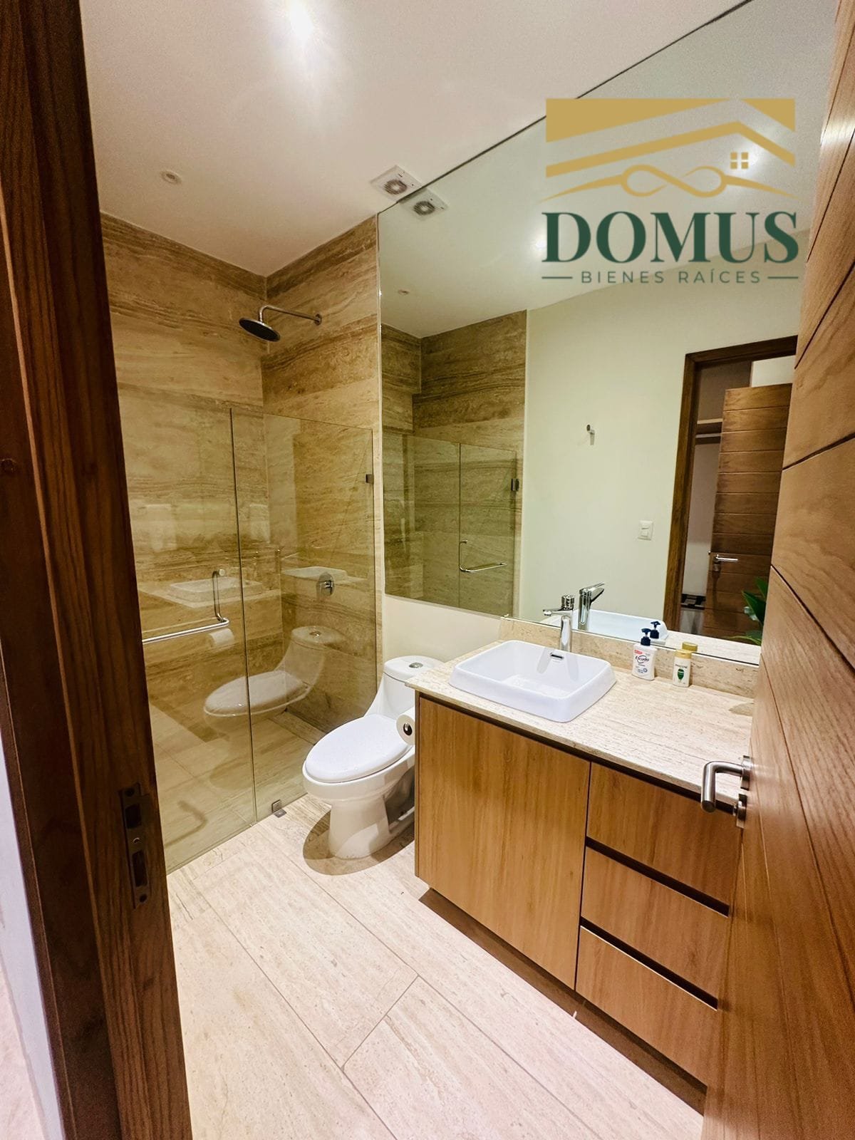 EXCLUSIVO DEPARTAMENTO VELAMAR