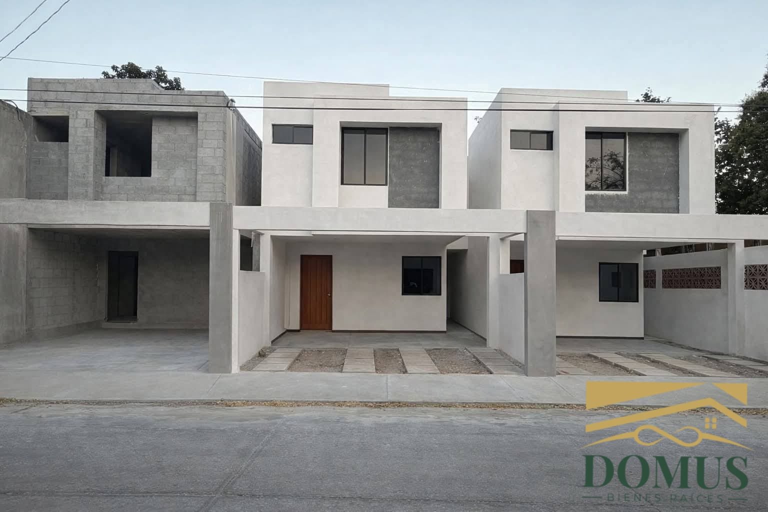 Modernas Casas Del Bosque