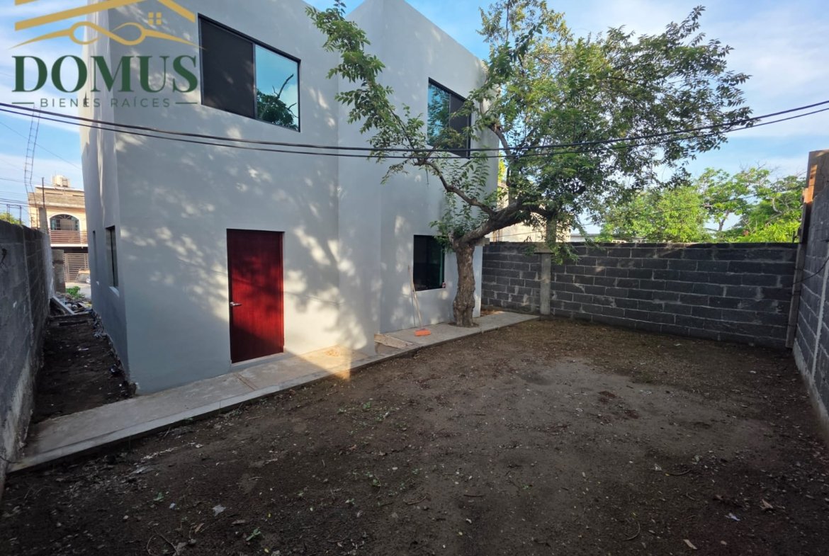 Amplia Casa Colonia Enrique Cardenas