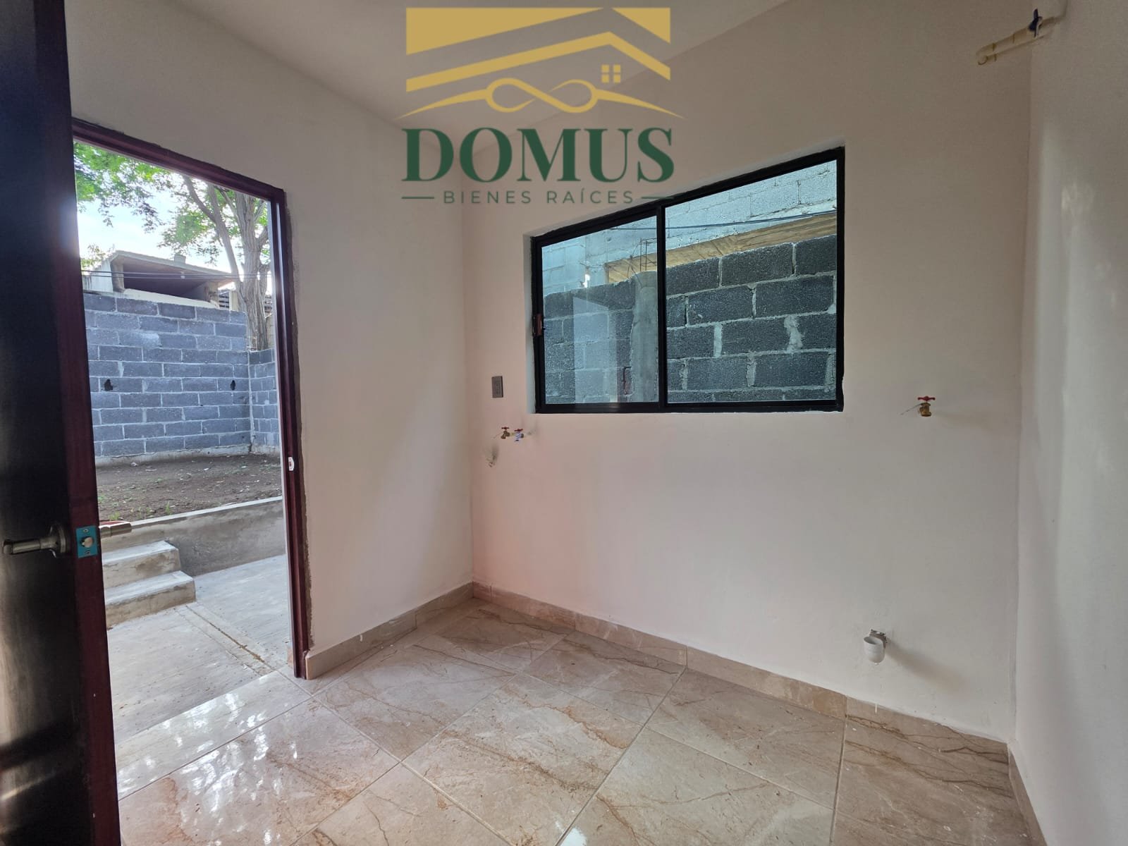 WhatsApp Image 2026-05-26 at 10.23.55 AM Amplia Casa Colonia Enrique Cardenas