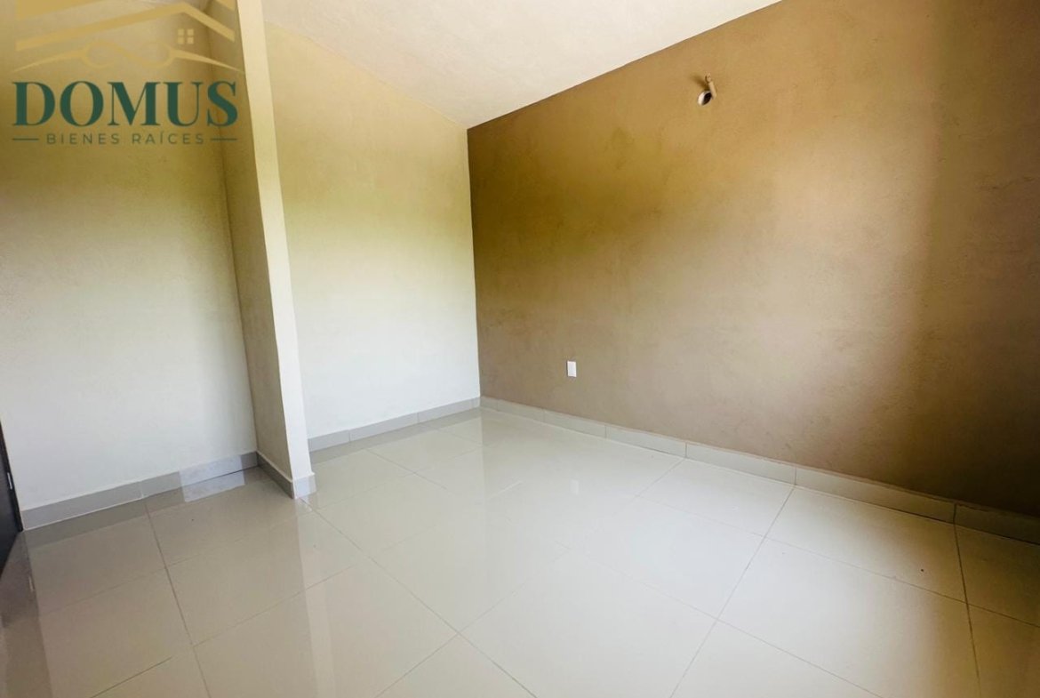 Hermosas Casas Colonia Los Fresnos