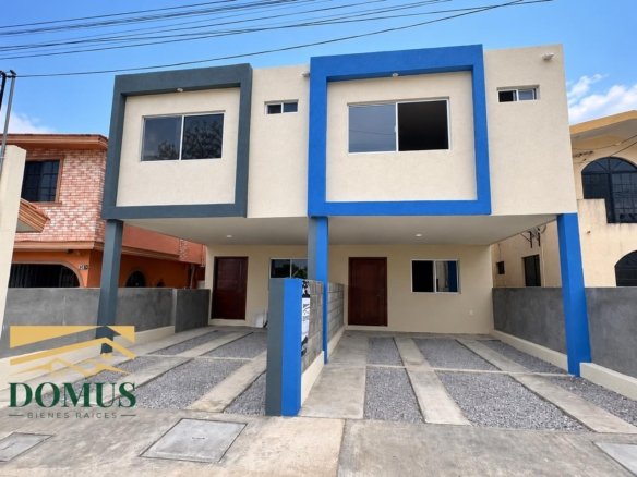 Hermosas Casas Colonia Echeverria