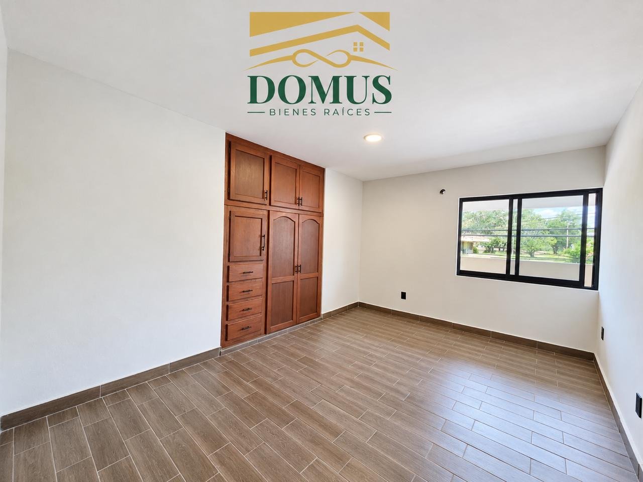 Hermosa Casa Los Mangos