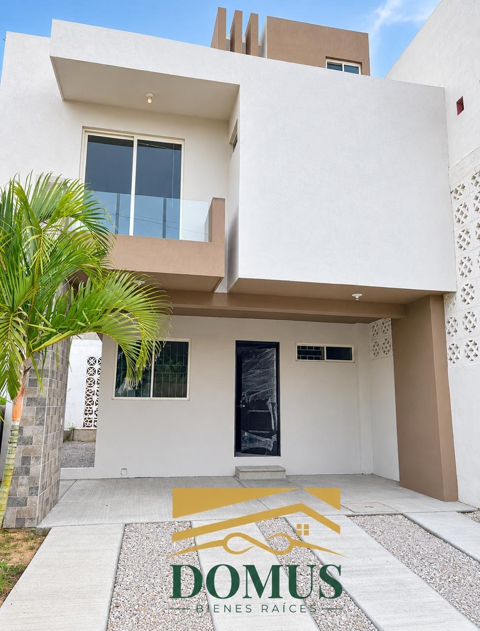 Moderna Casa Colonia Loma Alta