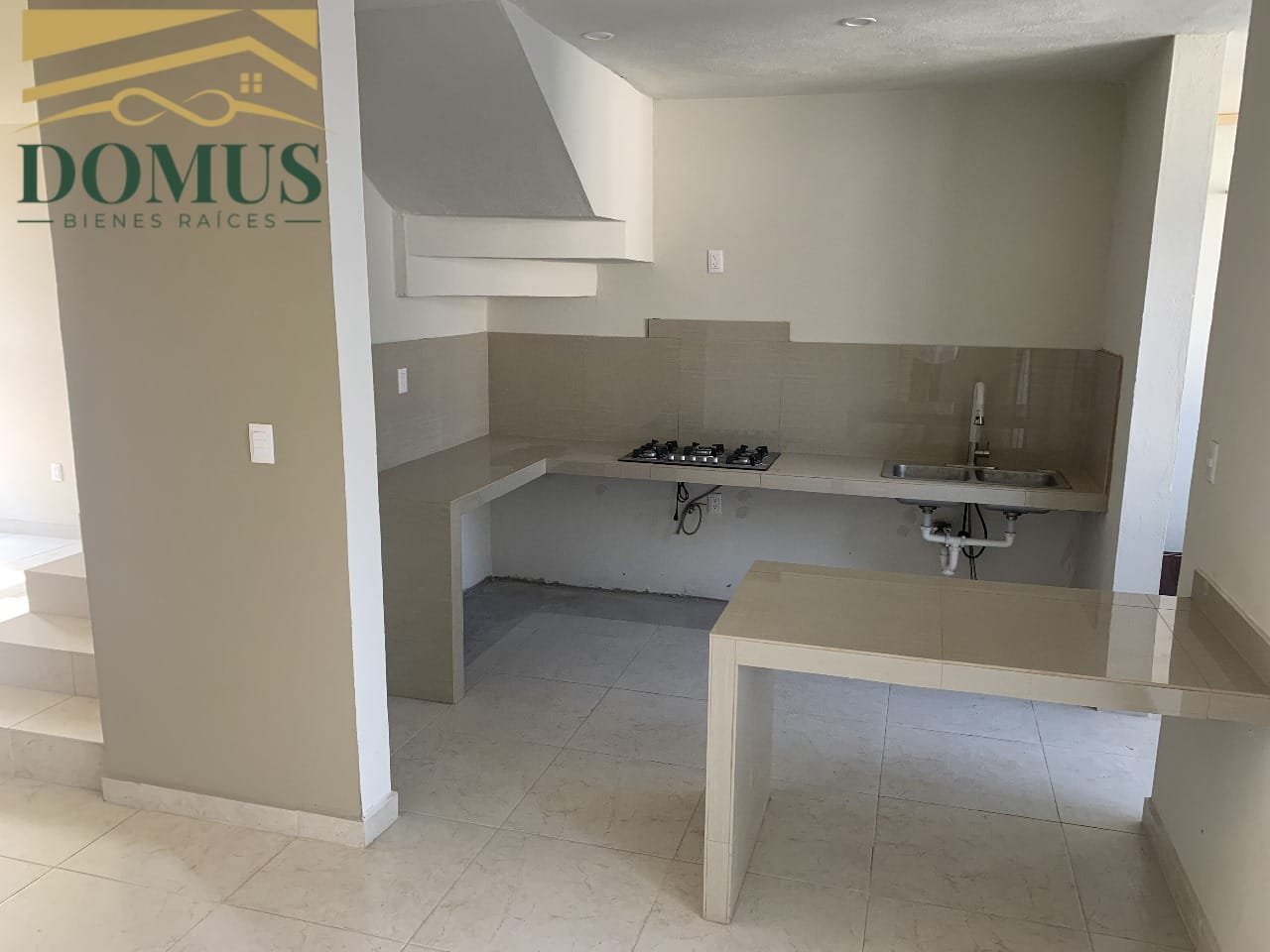 WhatsApp Image 2026-08-15 at 4.32.13 PM (5) Confortable Casa en Venta Colonia Hipodromo