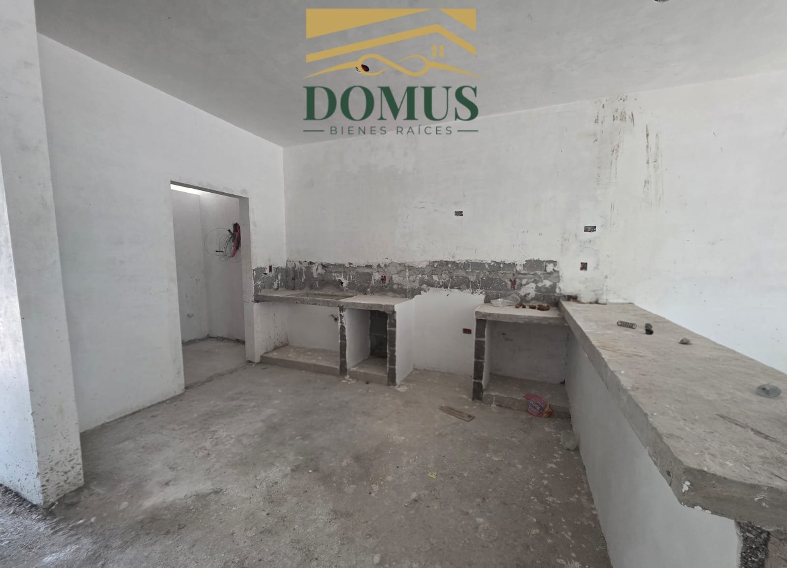 WhatsApp Image 2026-08-15 at 8.01.57 PM (3) Hermosa Casa en Venta Colonia Arenal