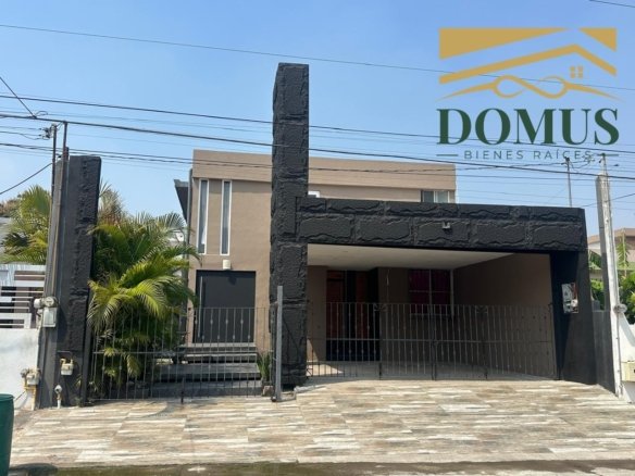 Hermosa Casa en Venta Colonia Ampliación Unidad Nacional