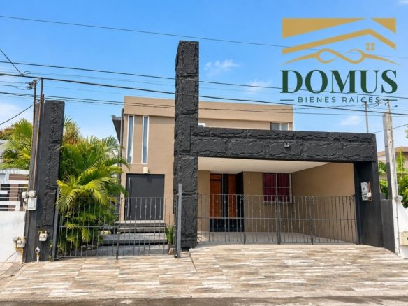 Hermosa Casa en Venta Colonia Ampliación Unidad Nacional