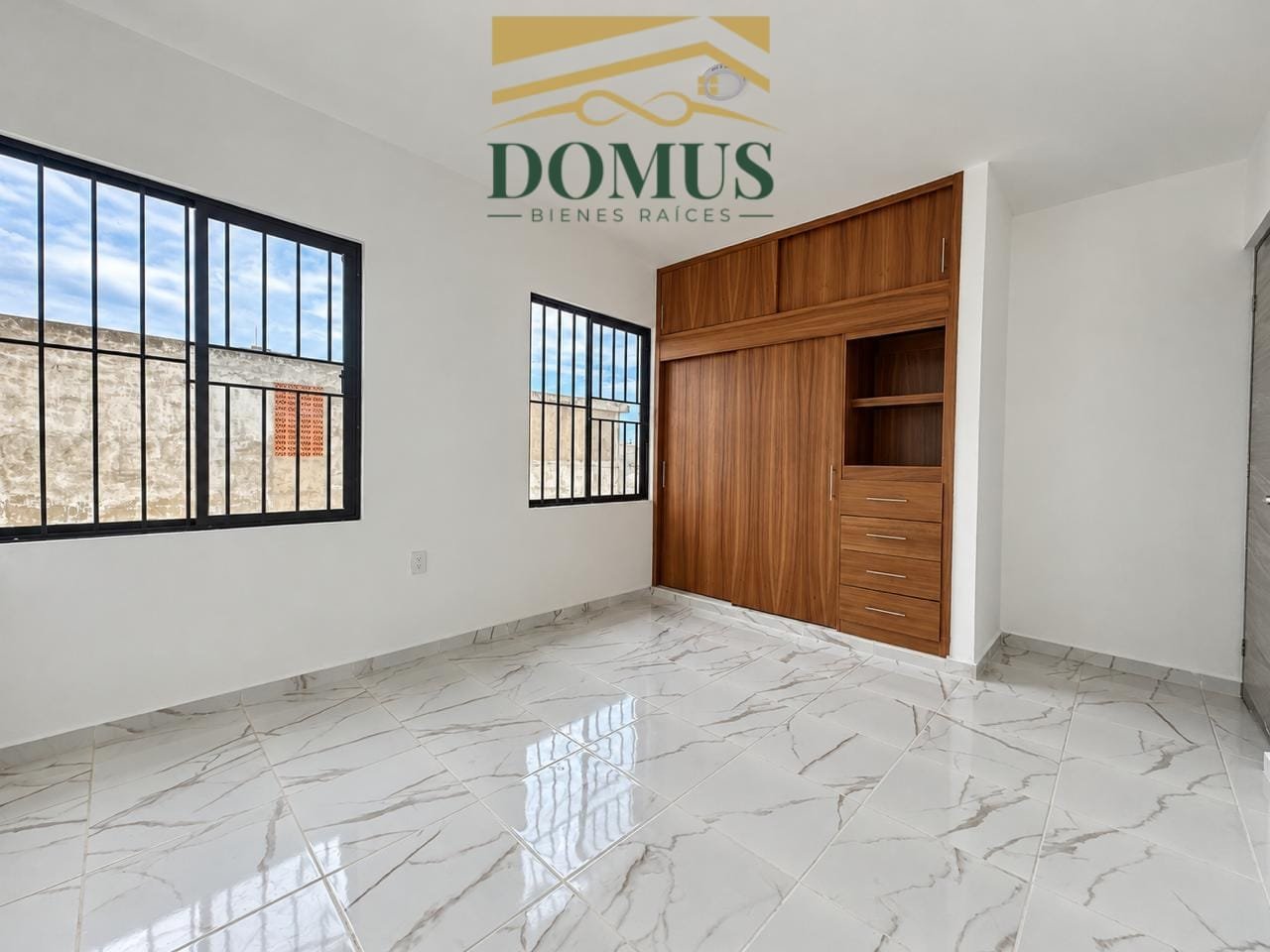 Hermosa Casa en Venta Colonia Manuel R Diaz