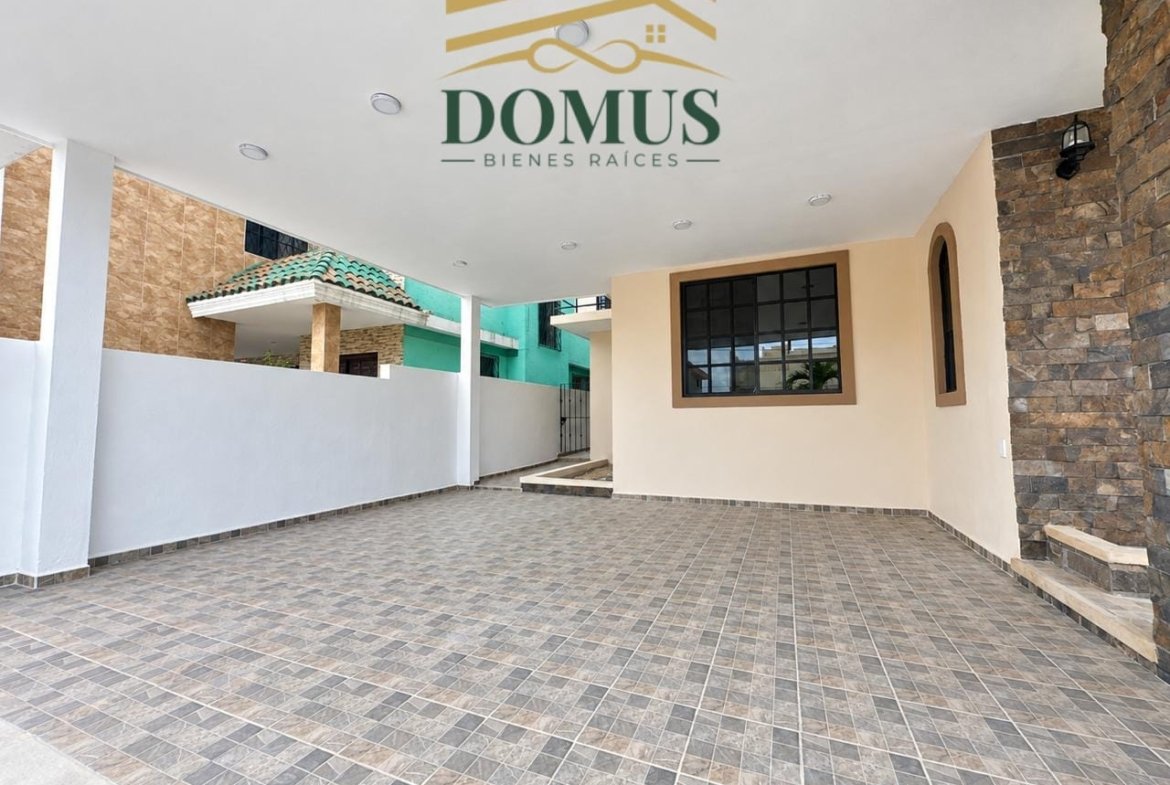 Hermosa Casa en Venta Colonia Manuel R Diaz