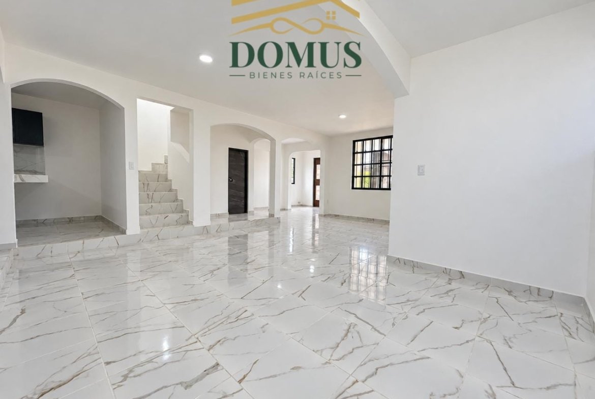 Hermosa Casa en Venta Colonia Manuel R Diaz