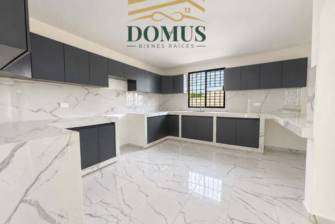 Hermosa Casa en Venta Colonia Manuel R Diaz