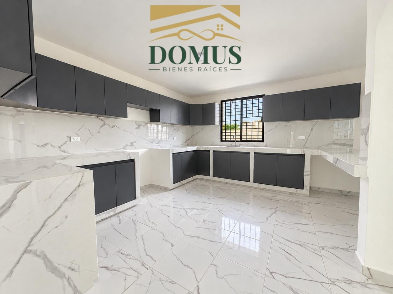 Hermosa Casa en Venta Colonia Manuel R Diaz