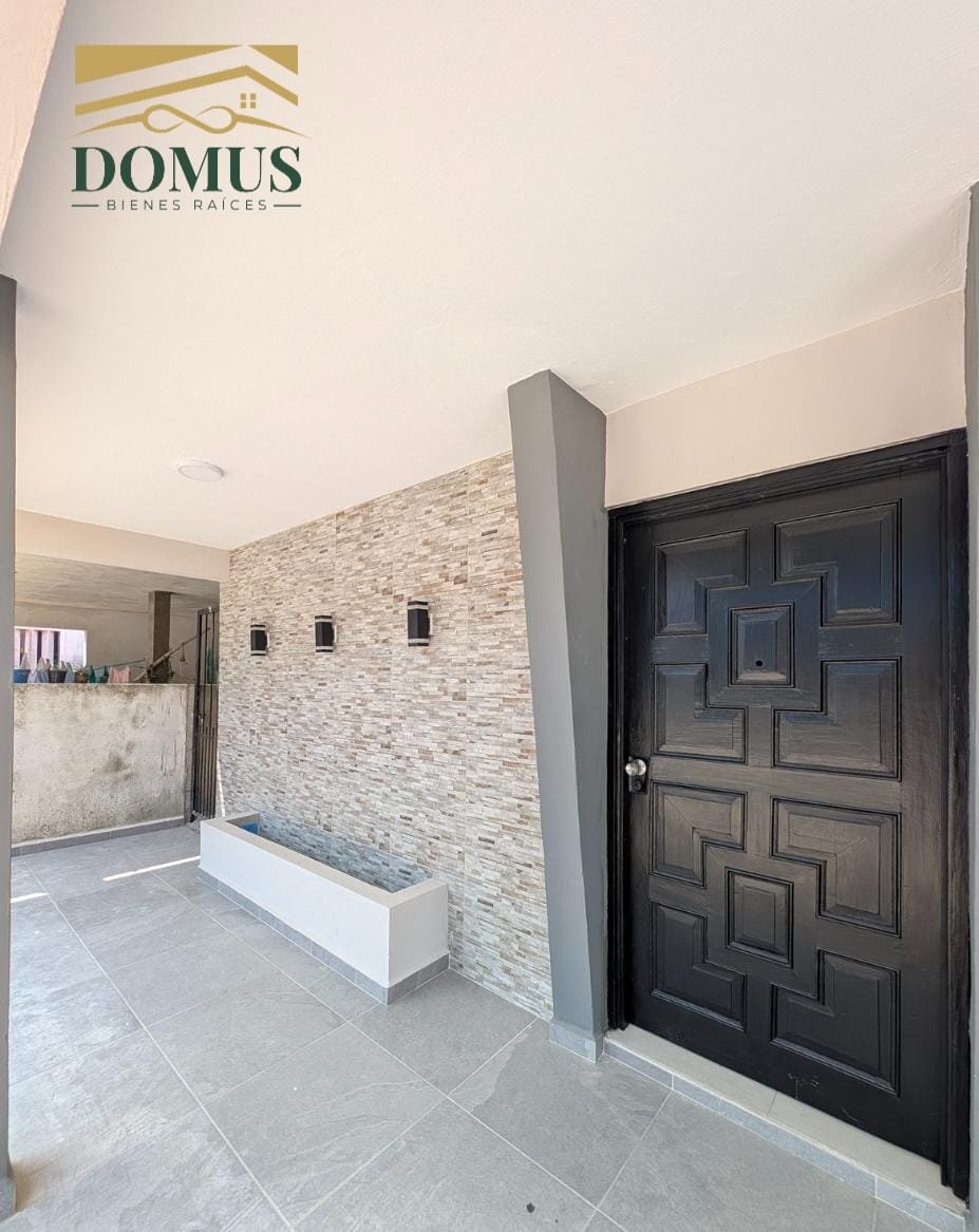 Hermosa Casa Remodelada Heriberto Kehoe