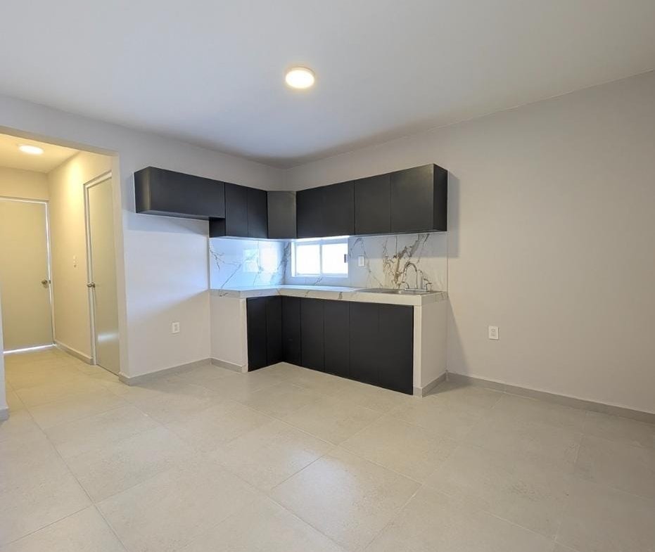 Hermosa Casa Remodelada Heriberto Kehoe