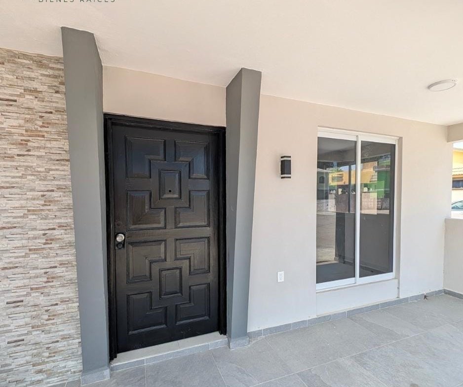 Hermosa Casa Remodelada Heriberto Kehoe