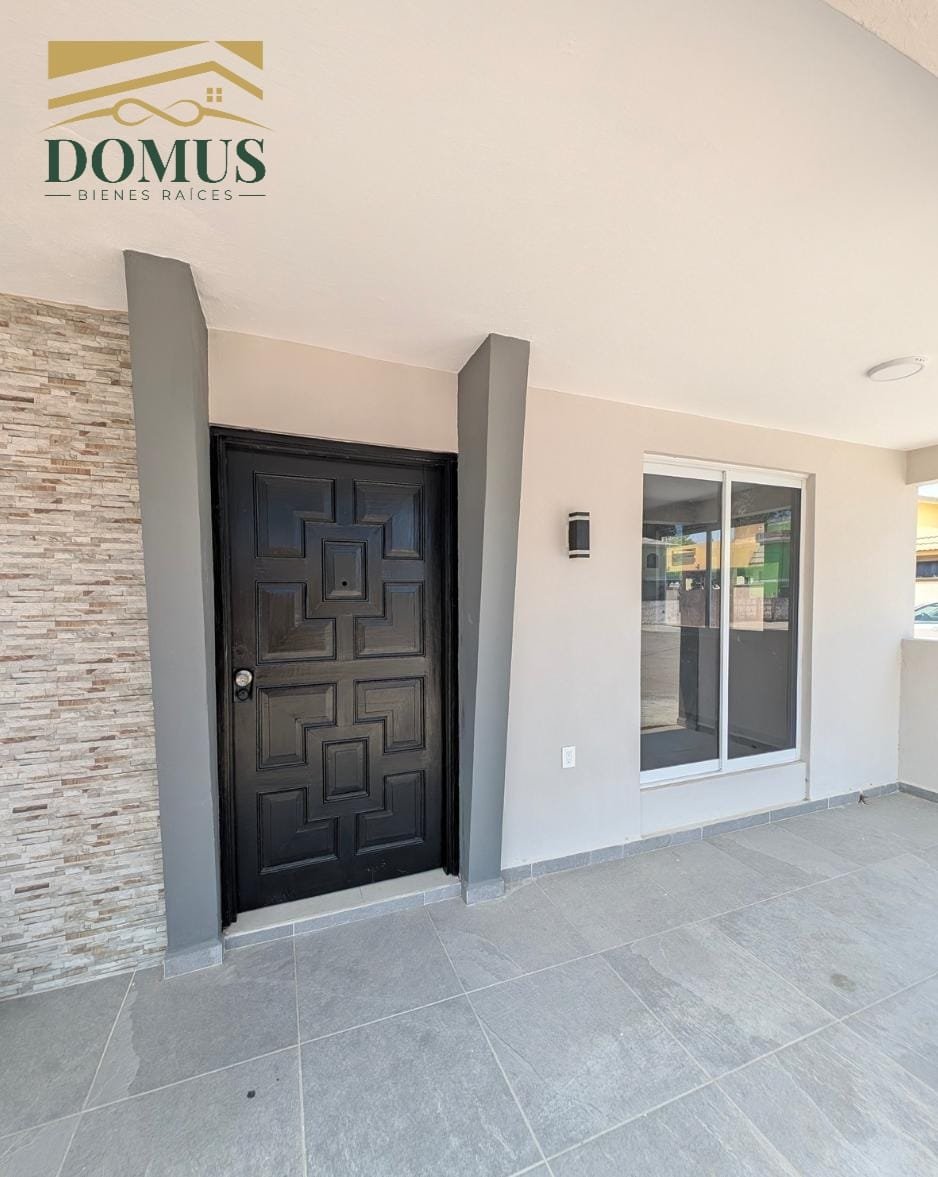 Hermosa Casa Remodelada Heriberto Kehoe