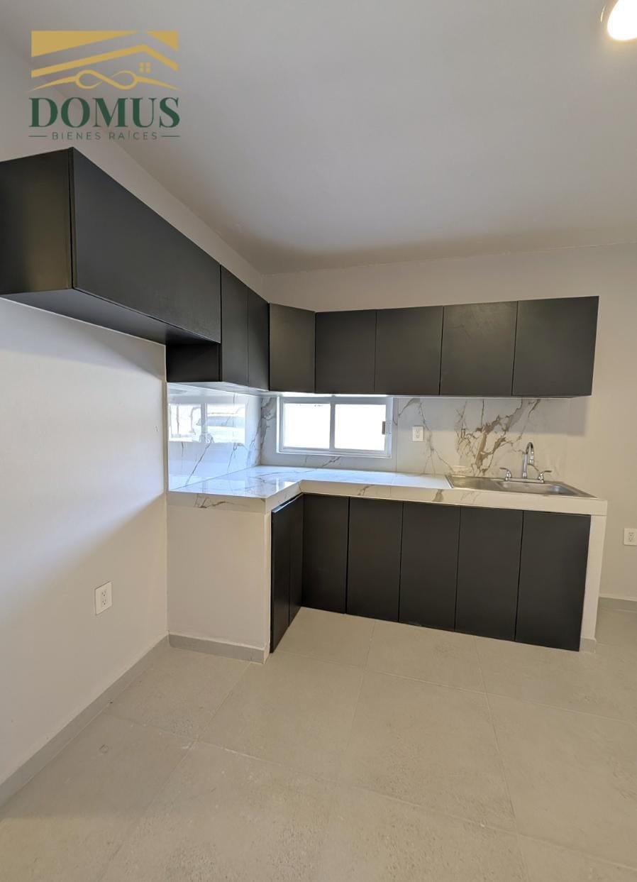 Hermosa Casa Remodelada Heriberto Kehoe