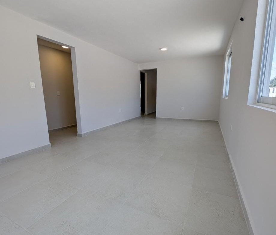 Hermosa Casa Remodelada Heriberto Kehoe
