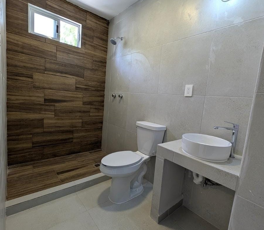 Hermosa Casa Remodelada Heriberto Kehoe