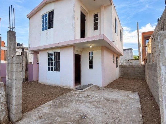 Casa en Venta Colonia Jardines de Champayan
