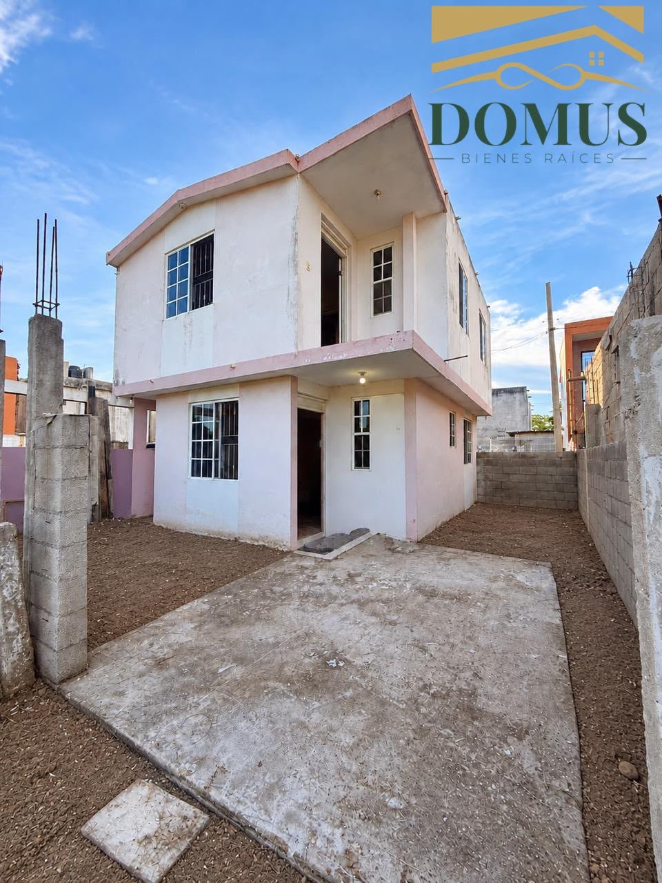 Casa en Venta Colonia Jardines de Champayan