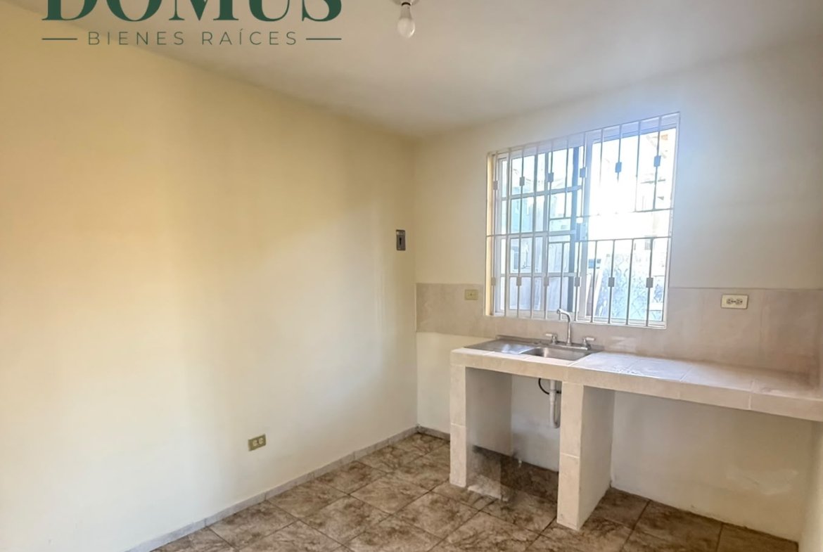 Casa en Venta Colonia Jardines de Champayan