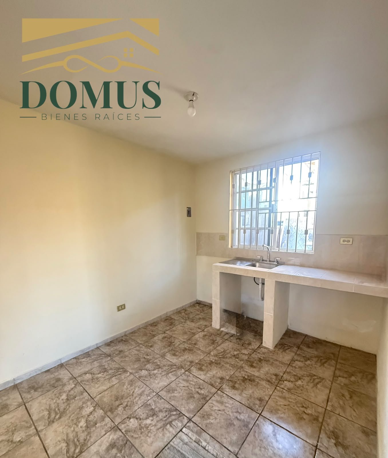 Casa en Venta Colonia Jardines de Champayan