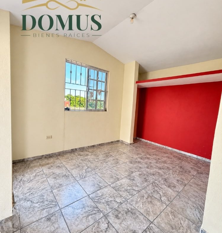 Casa en Venta Colonia Jardines de Champayan
